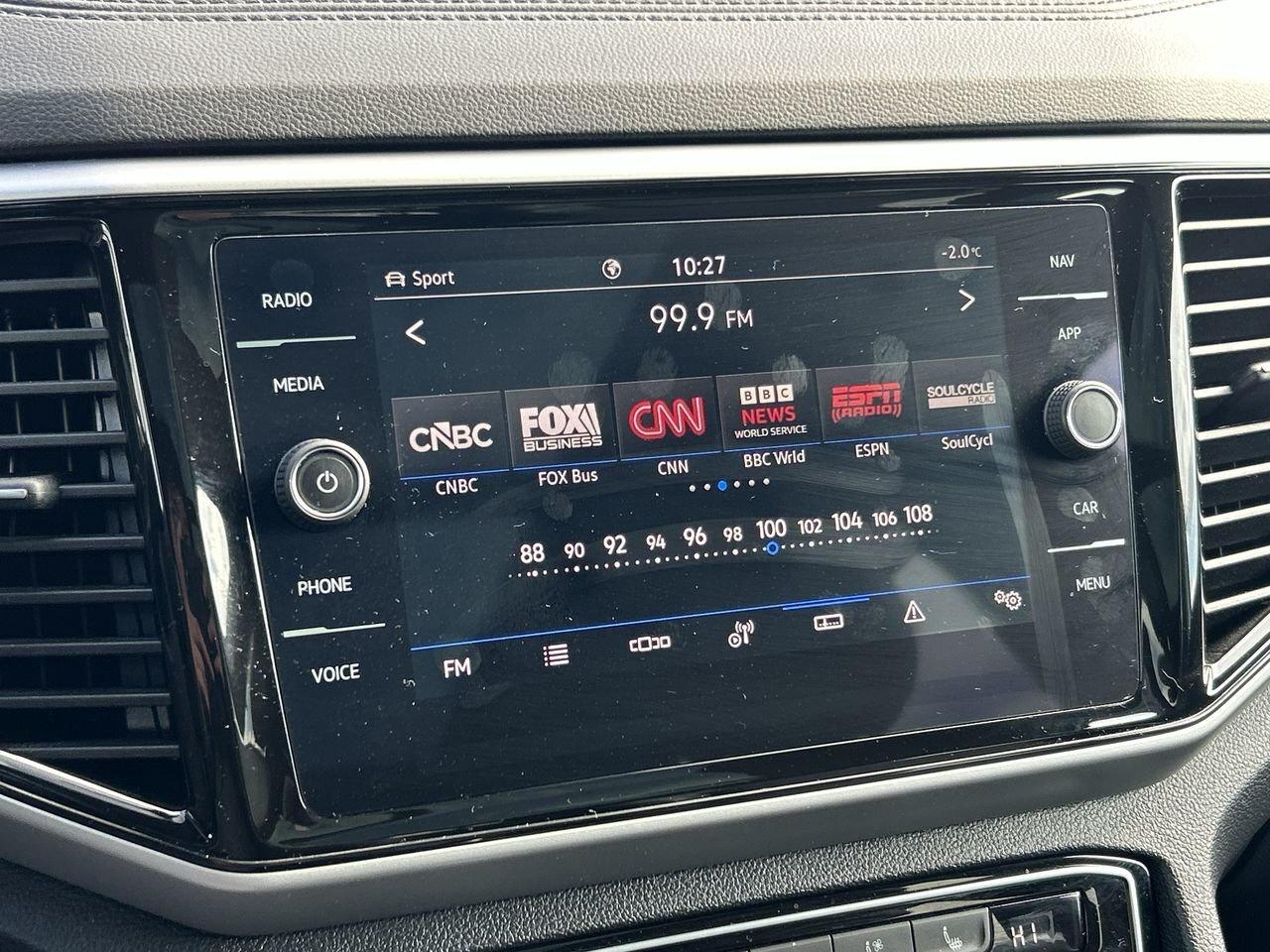 2023 Volkswagen Atlas Cross Sport Execline 3.6L 8sp at w/Tip 4MOTION Sunroof  Leathe Photo