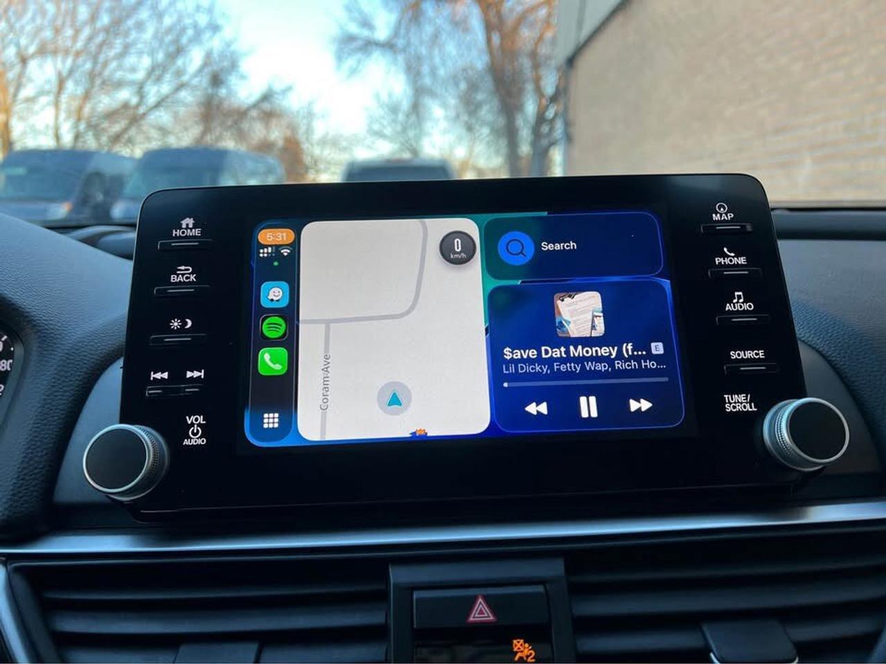 2019 Honda Accord Hybrid TOURING Pearl White Vented Seats   HUD   Leather Photo