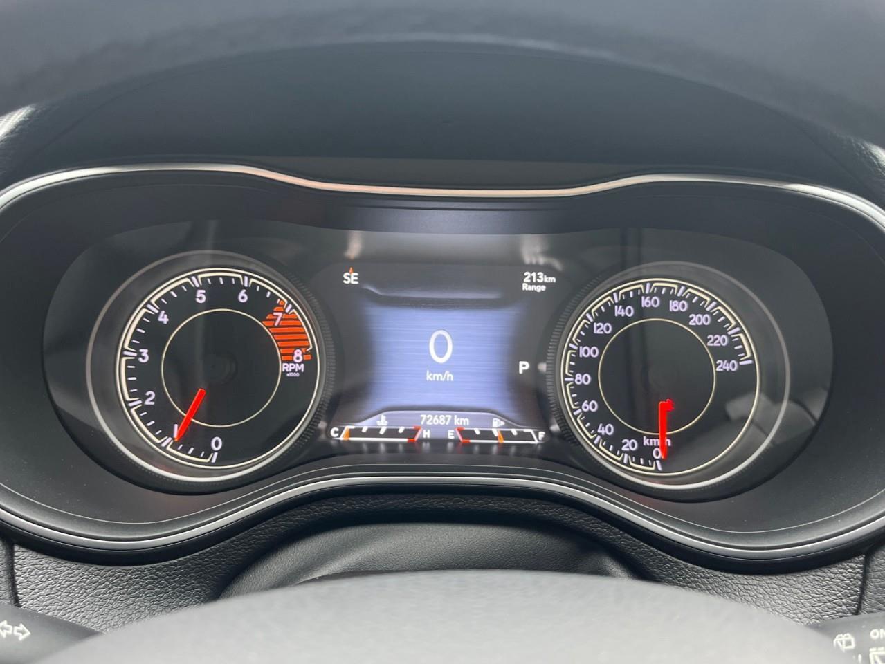 2019 Jeep Cherokee TRAILHAWK XTRA CLEAN LOCAL TRADE Photo