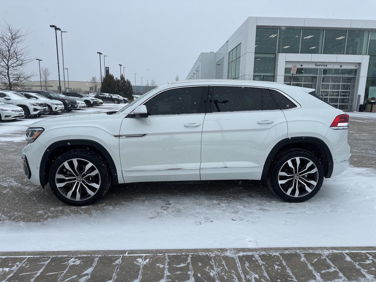 2023 Volkswagen Atlas Cross Sport Execline 3.6 FSI 4MOTION Photo