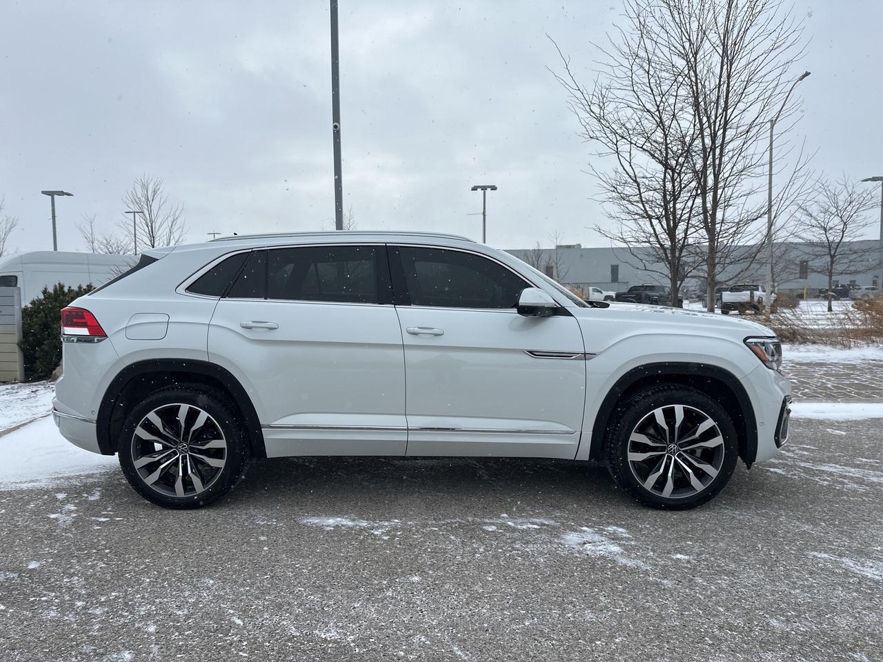 2023 Volkswagen Atlas Cross Sport Execline 3.6 FSI 4MOTION Photo4