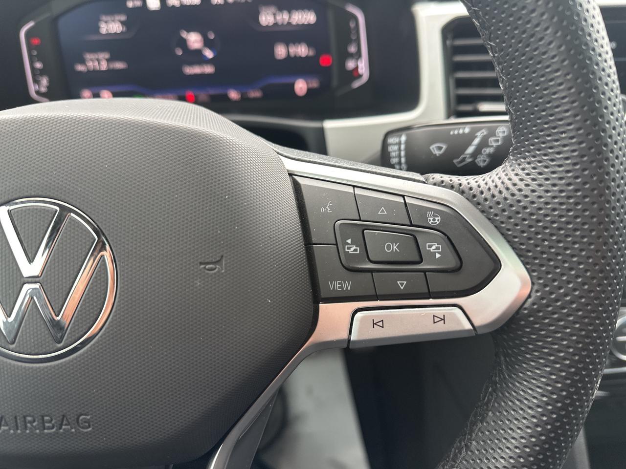 2023 Volkswagen Atlas Cross Sport Execline 3.6 FSI 4MOTION Photo