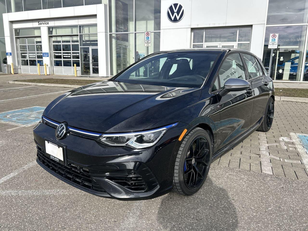 2024 Volkswagen Golf R 2.0 T 6Sp Leather  Alloy Wheels  Heads-Up Display Photo