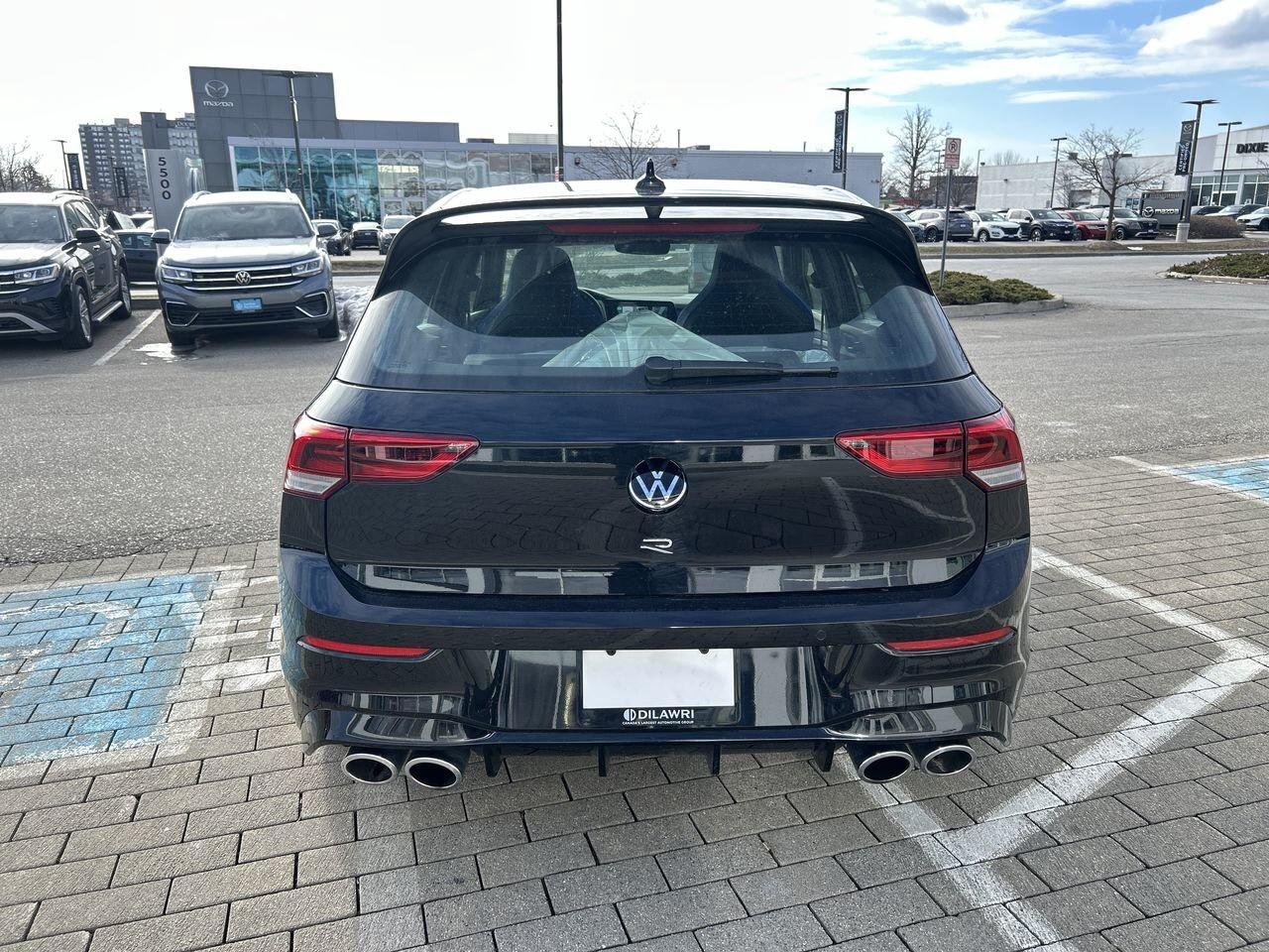 2024 Volkswagen Golf R 2.0 T 6Sp Leather  Alloy Wheels  Heads-Up Display Photo