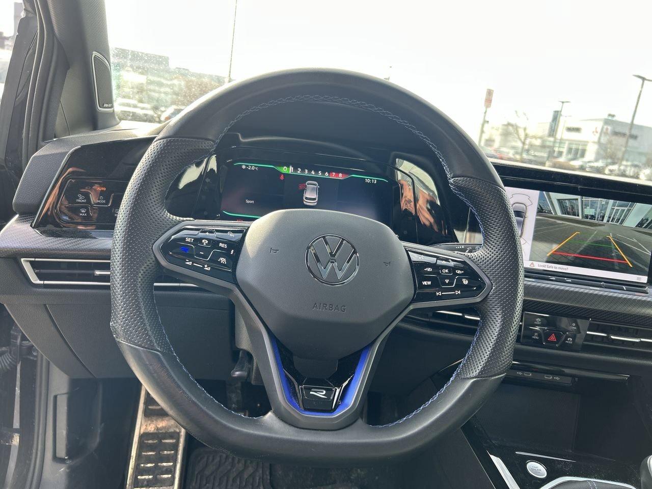 2024 Volkswagen Golf R 2.0 T 6Sp Leather  Alloy Wheels  Heads-Up Display Photo