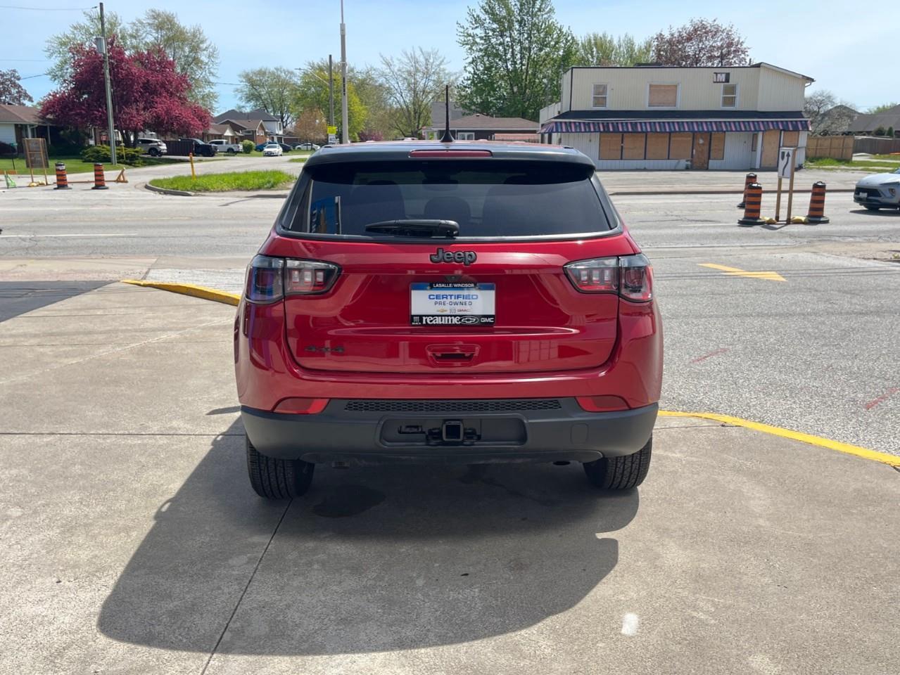 2025 Jeep Compass SPORT NEARLY NEW LOCAL TRADE! Photo