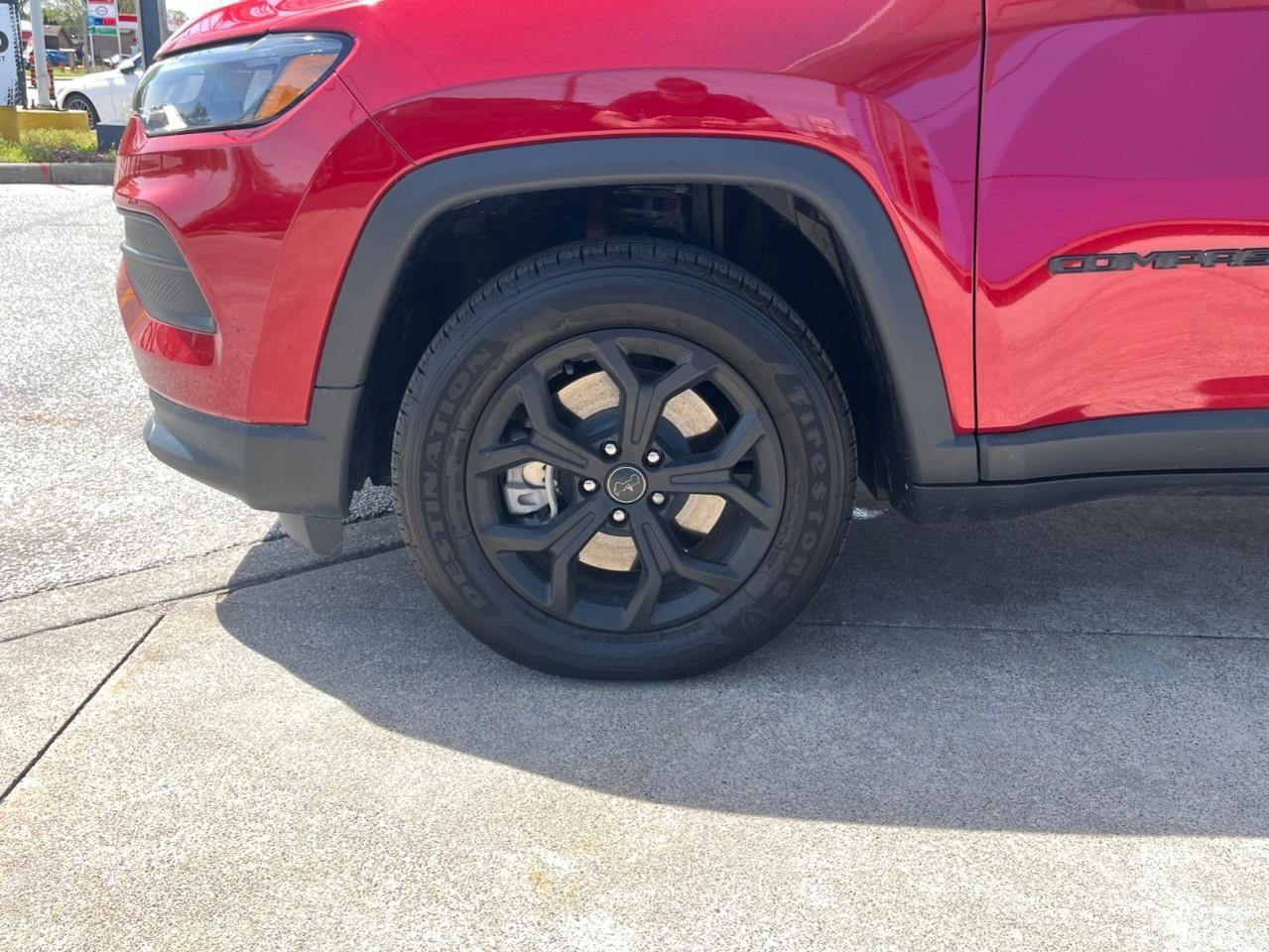 2025 Jeep Compass SPORT NEARLY NEW LOCAL TRADE! Photo