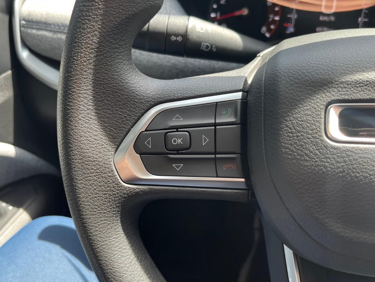 2025 Jeep Compass SPORT NEARLY NEW LOCAL TRADE! Photo