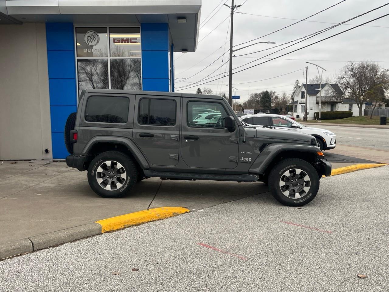 2021 Jeep WRANGLER UNLIMITED UNLIMITED SAHARA JEEP SEASON! Photo3