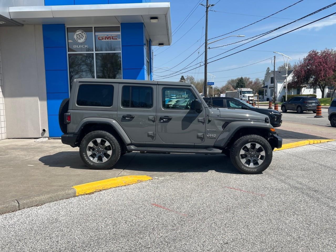 2021 Jeep WRANGLER UNLIMITED UNLIMITED SAHARA JEEP SEASON! Photo