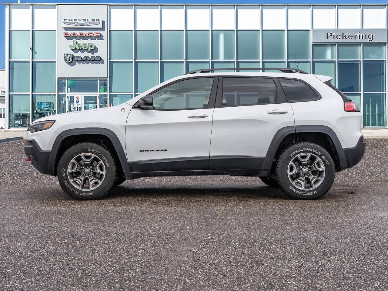 2019 Jeep Cherokee Trailhawk 4x4  LEATHER  CAMERA  LOW KMS Photo