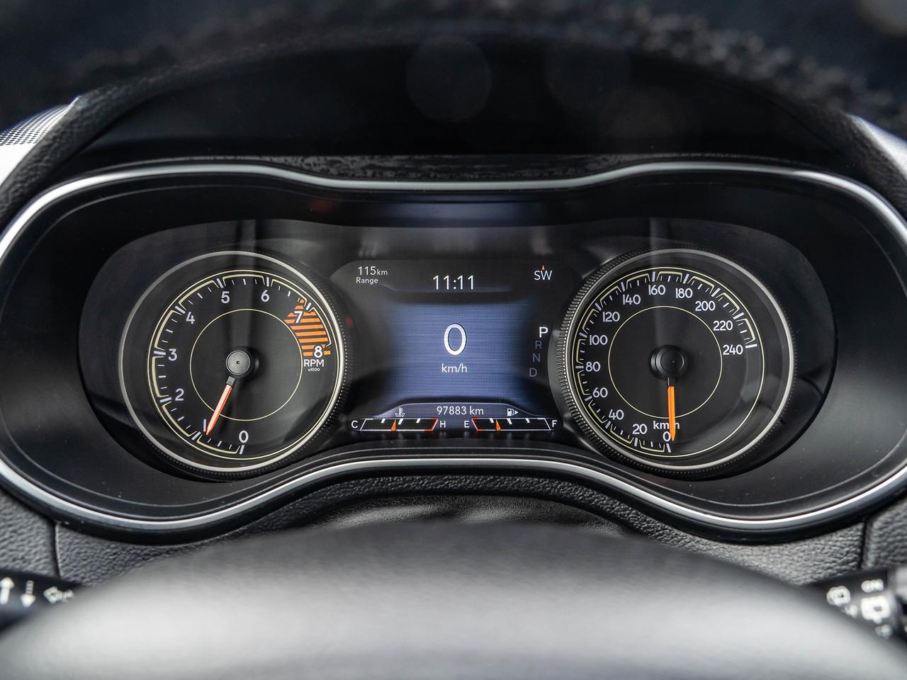 2019 Jeep Cherokee Trailhawk 4x4  LEATHER  CAMERA  LOW KMS Photo