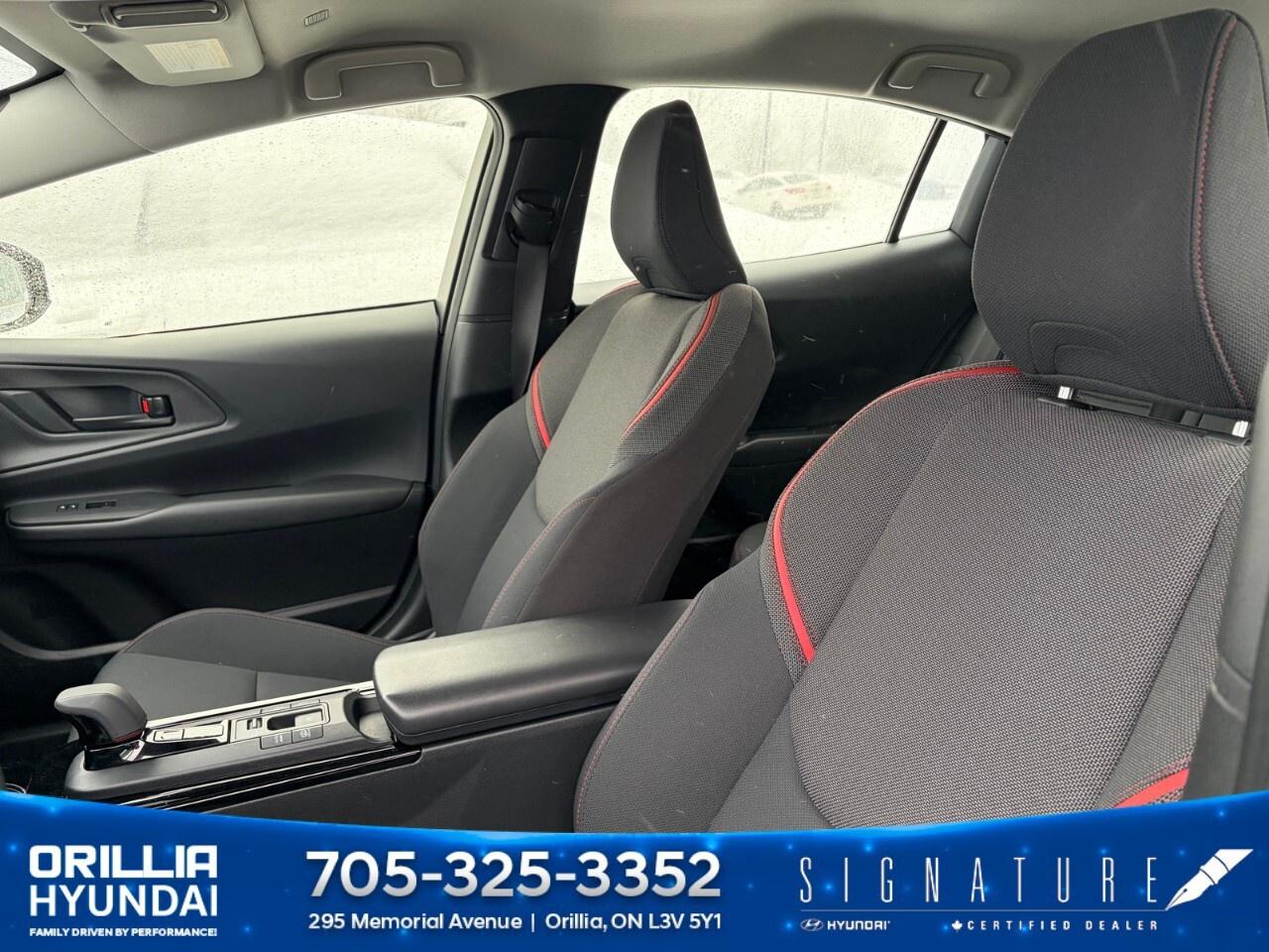 2023 Toyota Prius Prime SE Auto Photo