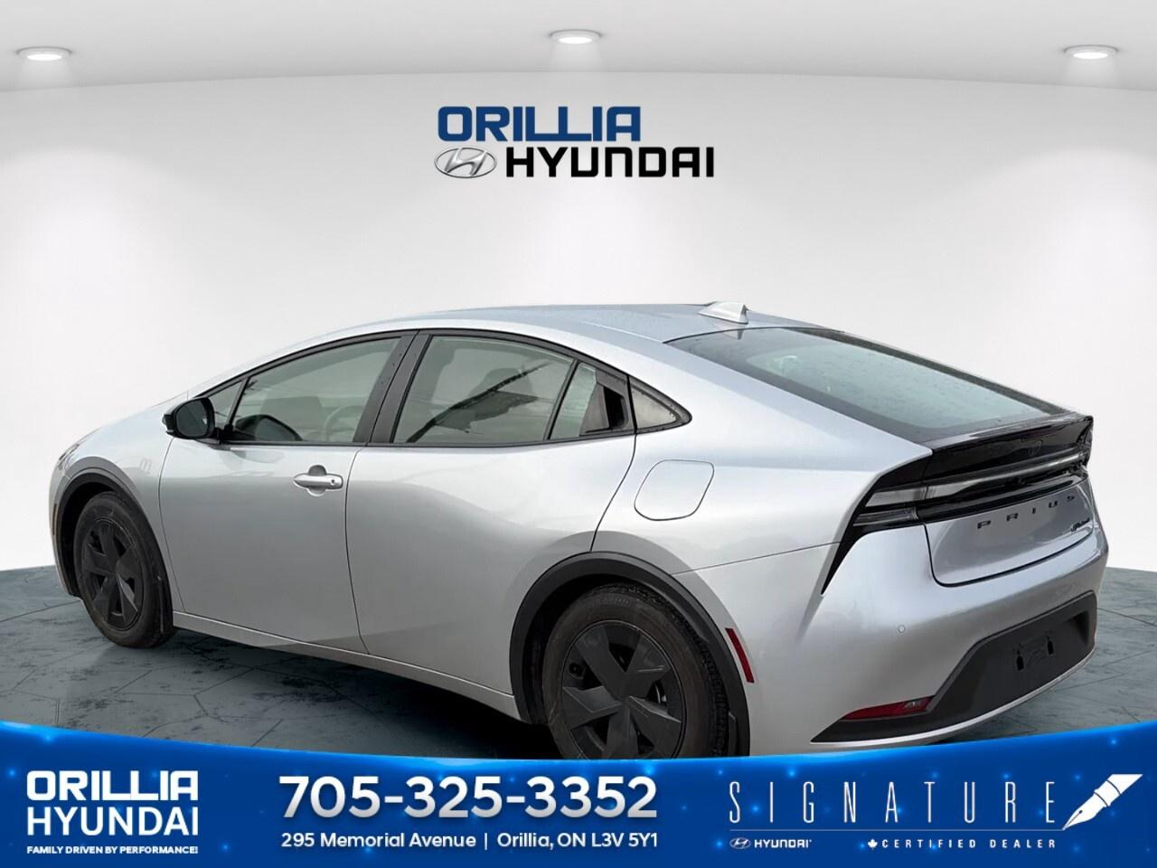 2023 Toyota Prius Prime SE Auto Photo