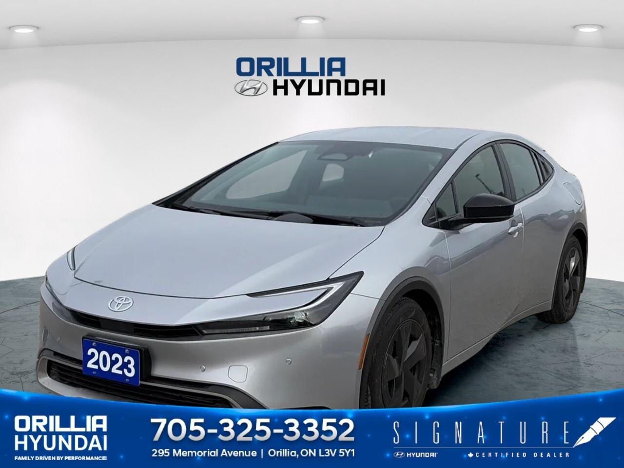 2023 Toyota Prius Prime SE Auto Photo0