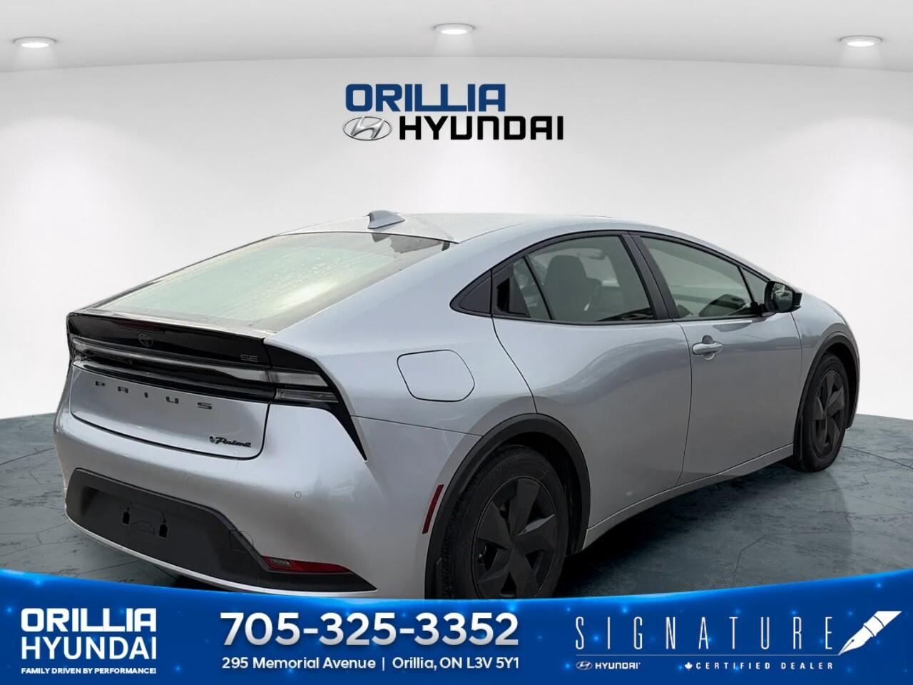 2023 Toyota Prius Prime SE Auto Photo