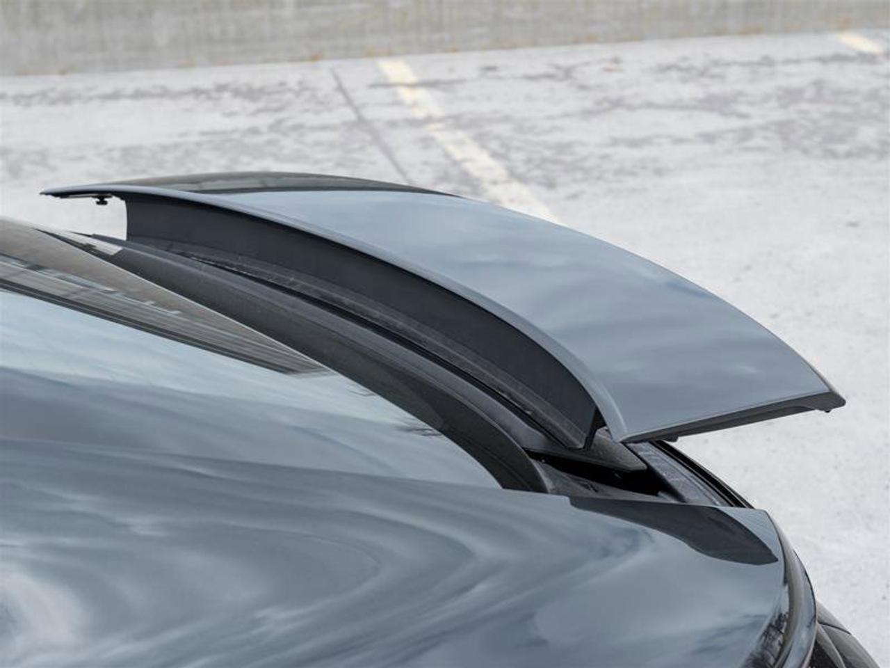 2026 Porsche Panamera 4 E-Hybrid AWD 2 Sets of Tires & Rims Premium Pkg Photo