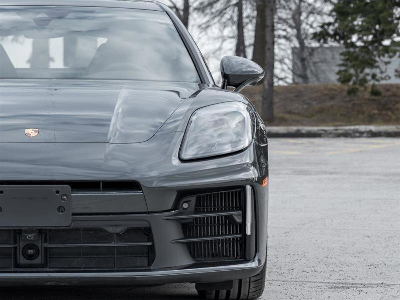 2026 Porsche Panamera 4 E-Hybrid AWD 2 Sets of Tires & Rims Premium Pkg Photo