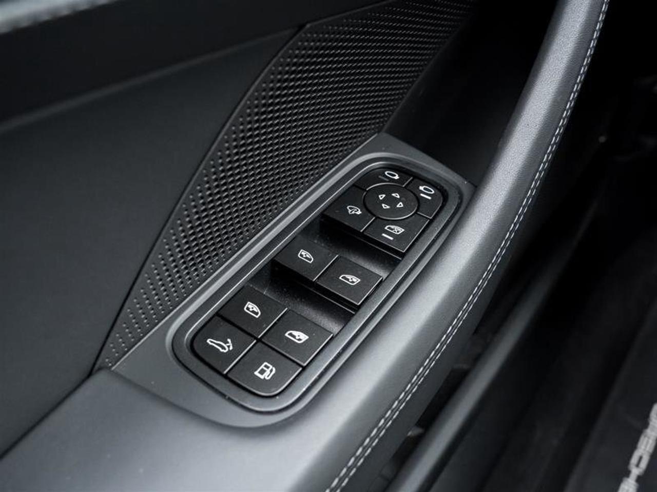 2026 Porsche Panamera 4 E-Hybrid AWD 2 Sets of Tires & Rims Premium Pkg Photo