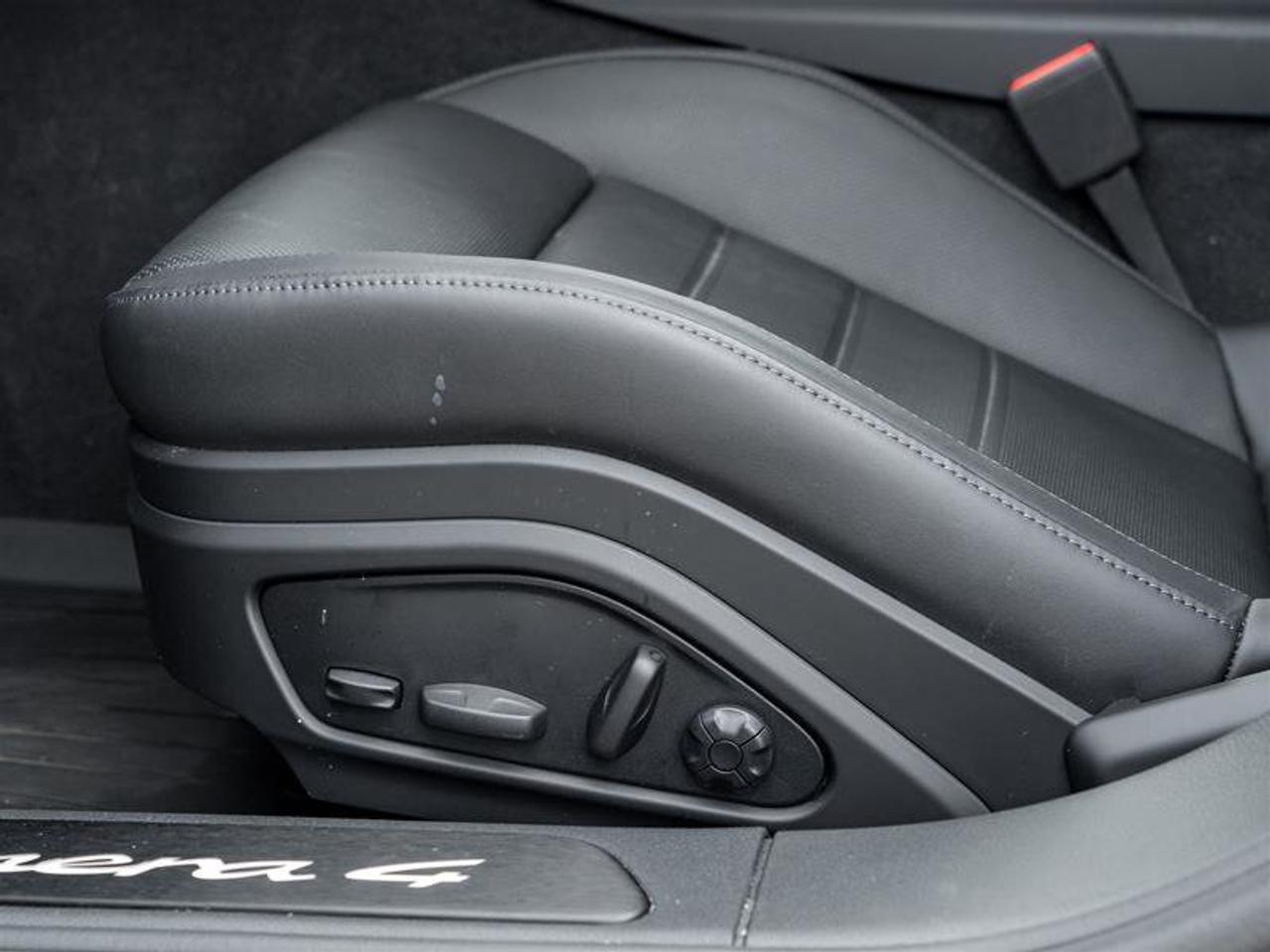 2026 Porsche Panamera 4 E-Hybrid AWD 2 Sets of Tires & Rims Premium Pkg Photo