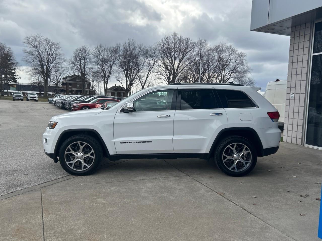 2019 Jeep Grand Cherokee LIMITED LOCAL TRADE Photo