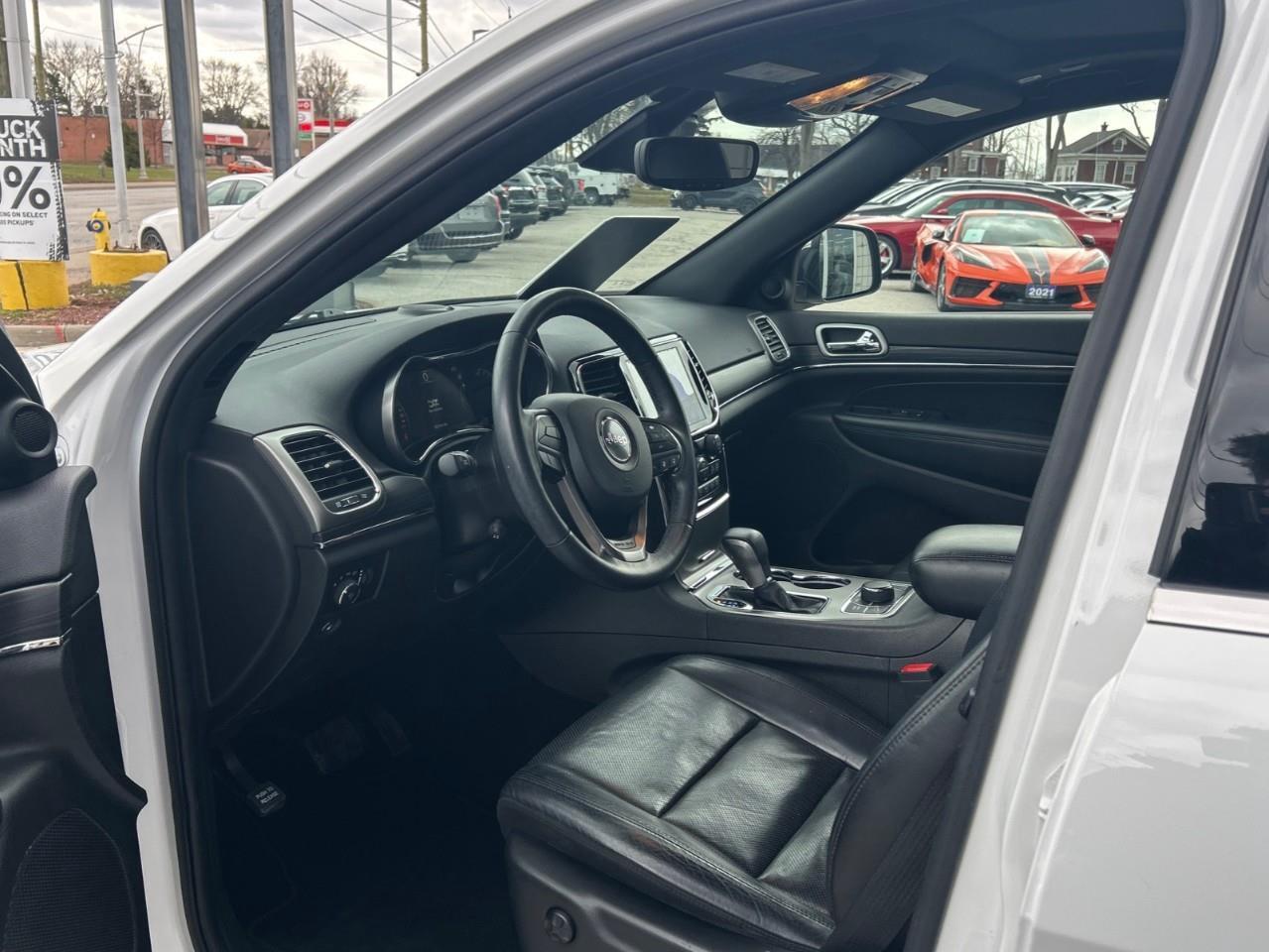 2019 Jeep Grand Cherokee LIMITED LOCAL TRADE Photo