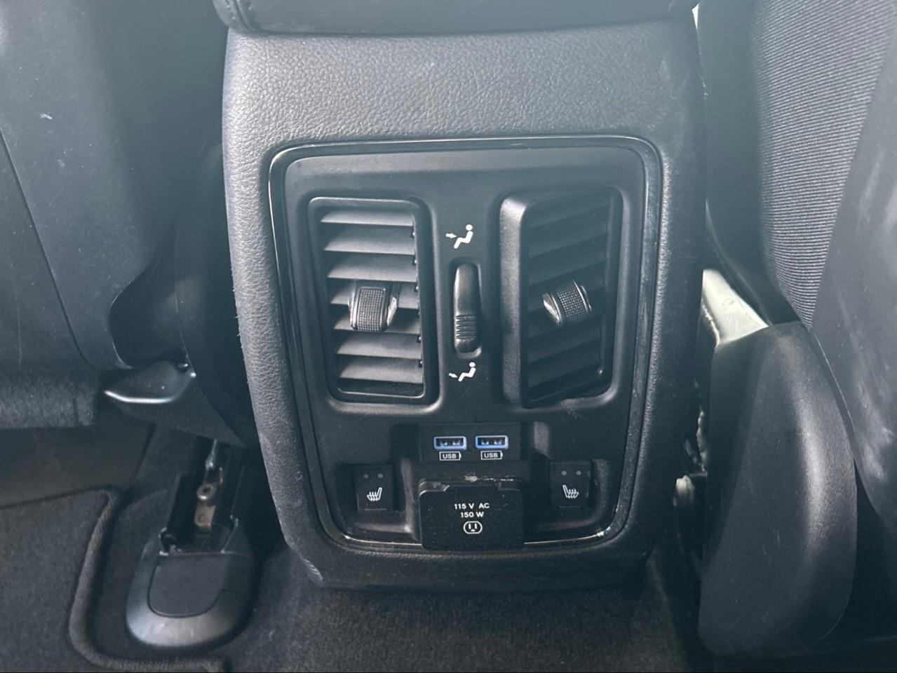 2019 Jeep Grand Cherokee LIMITED LOCAL TRADE Photo