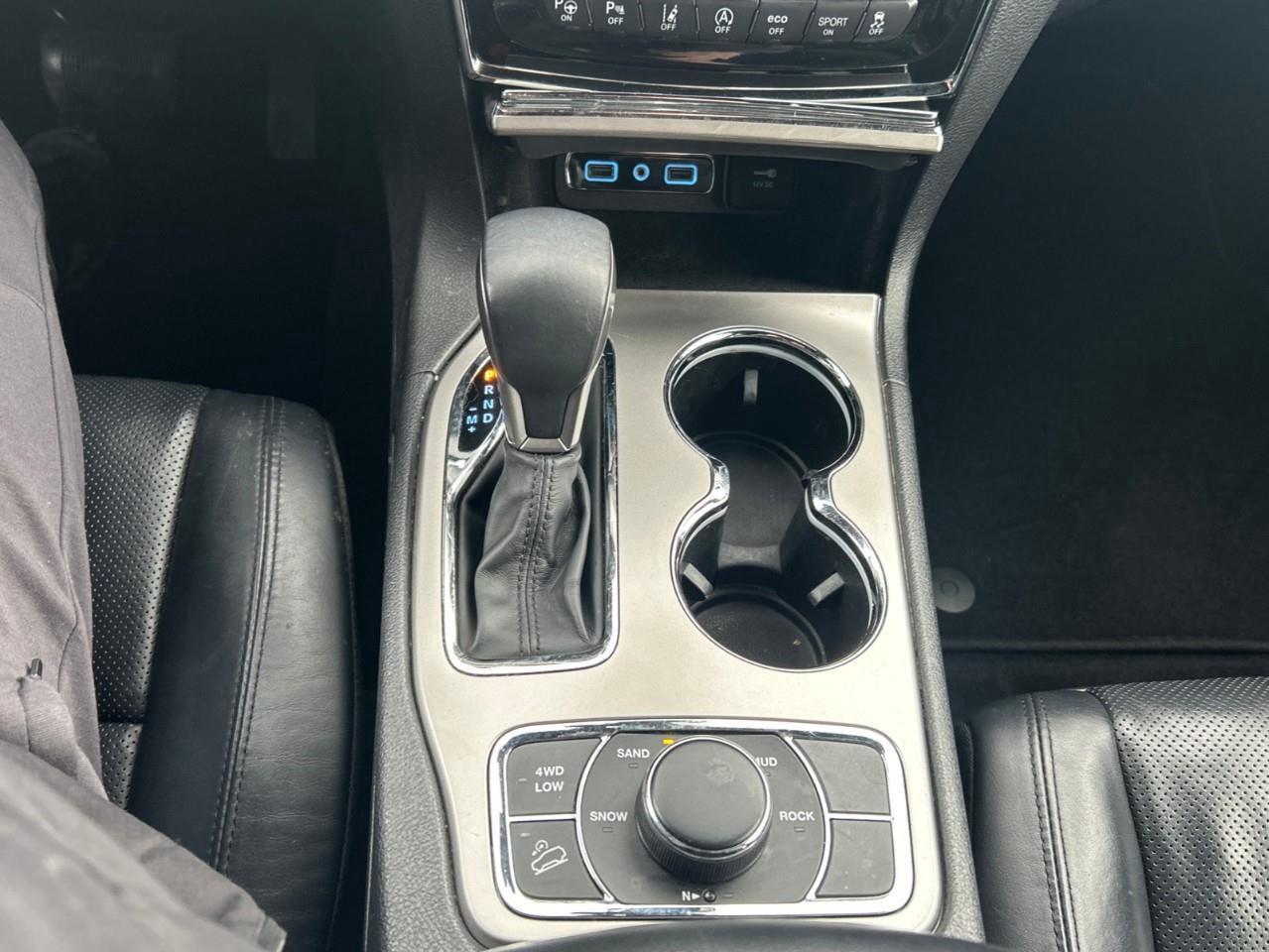 2019 Jeep Grand Cherokee LIMITED LOCAL TRADE Photo