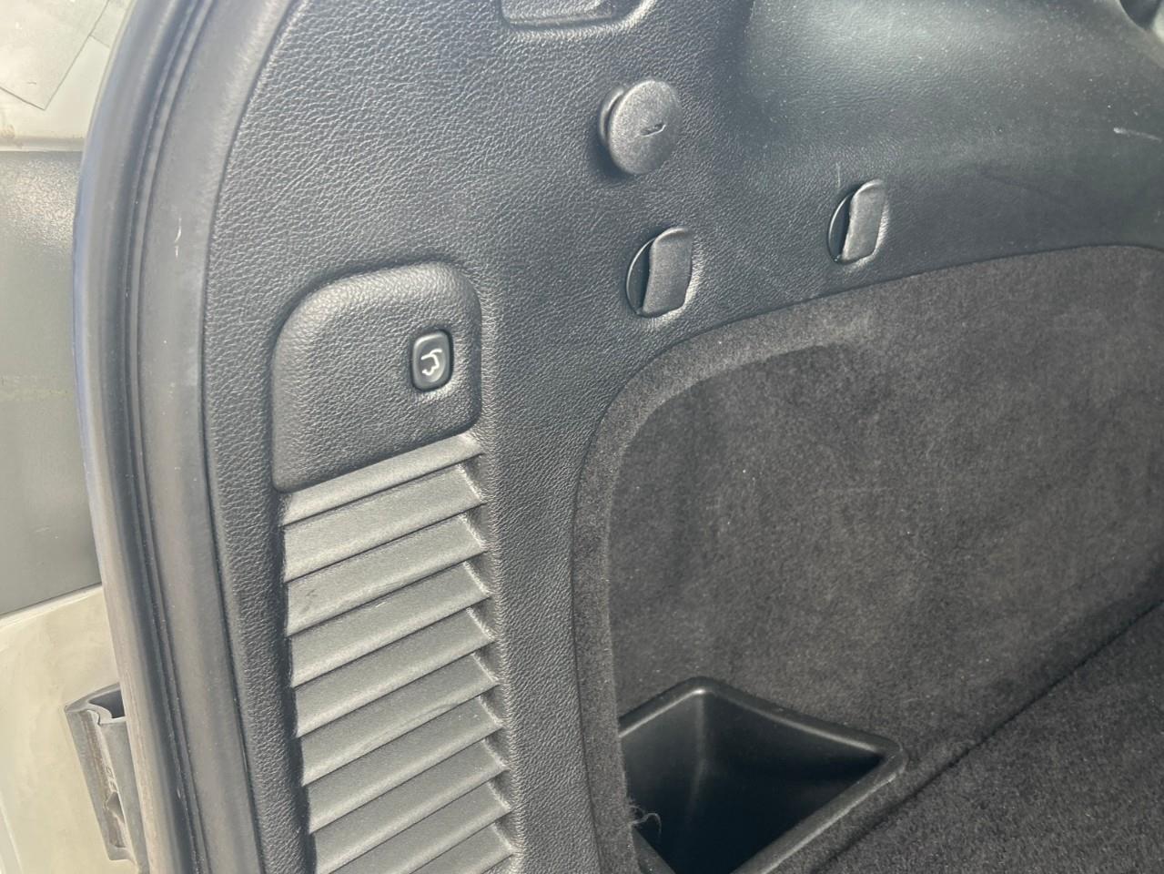 2019 Jeep Grand Cherokee LIMITED LOCAL TRADE Photo