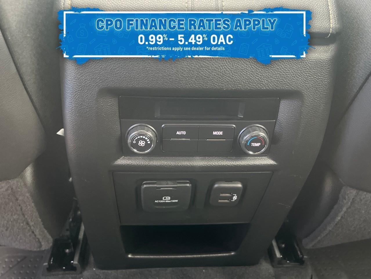 2023 Chevrolet Traverse True North Photo