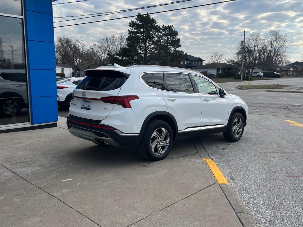 2021 Hyundai Santa Fe PREFERRED LOCAL TRADE Photo