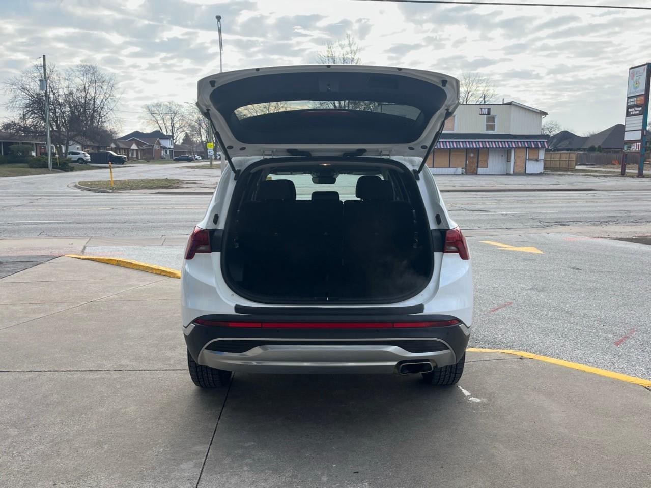 2021 Hyundai Santa Fe PREFERRED LOCAL TRADE Photo