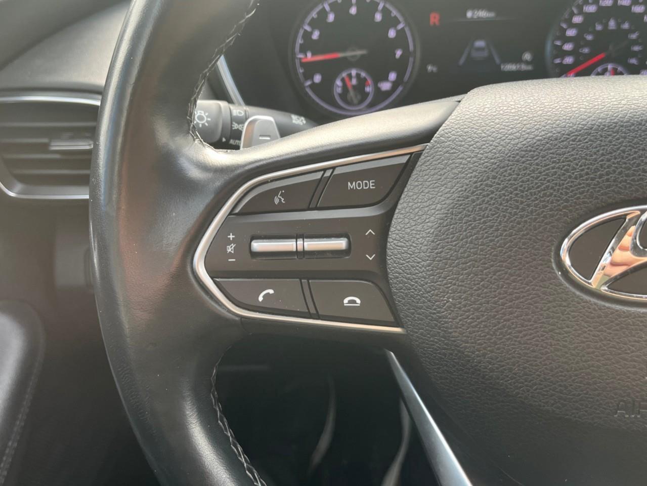 2021 Hyundai Santa Fe PREFERRED LOCAL TRADE Photo