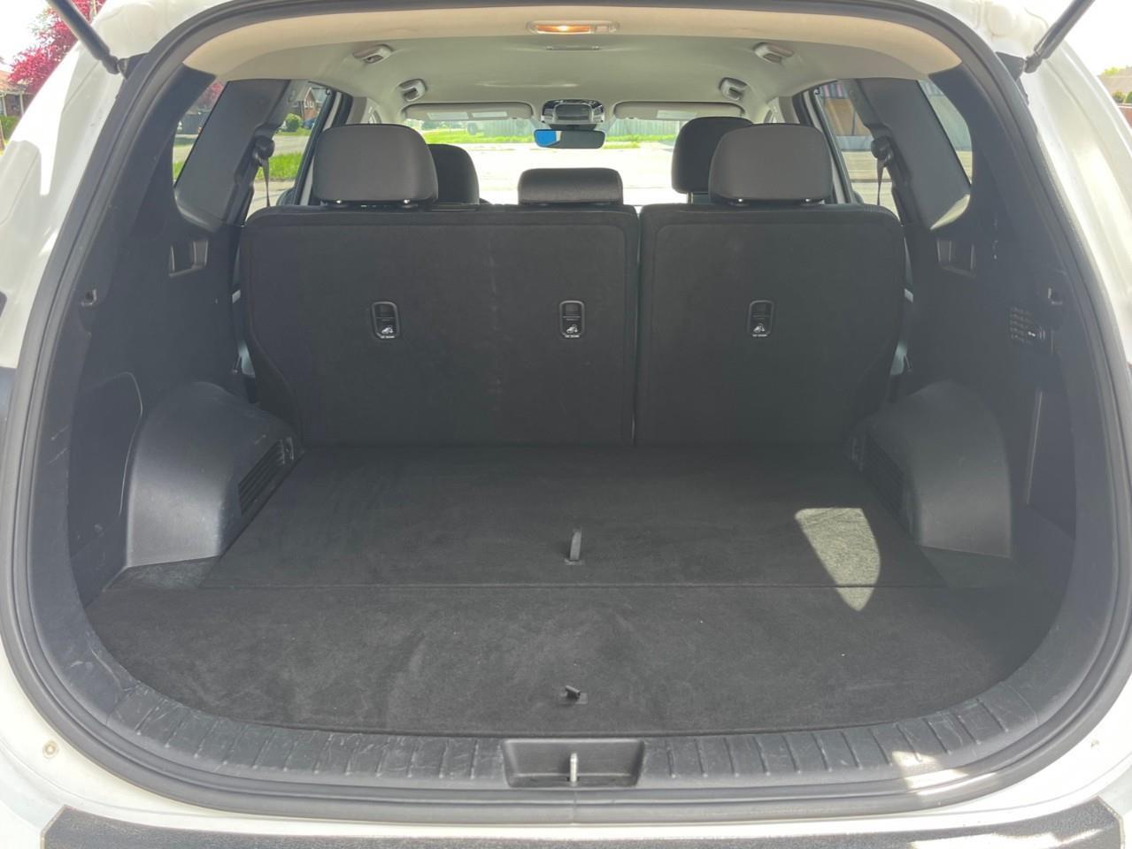 2021 Hyundai Santa Fe PREFERRED LOCAL TRADE Photo