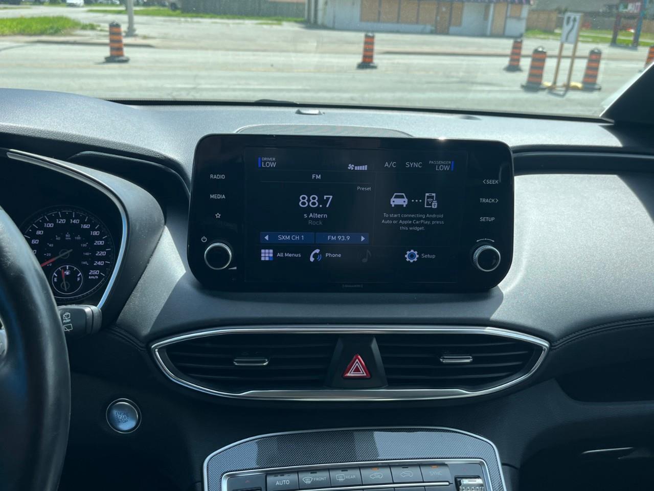 2021 Hyundai Santa Fe PREFERRED LOCAL TRADE Photo