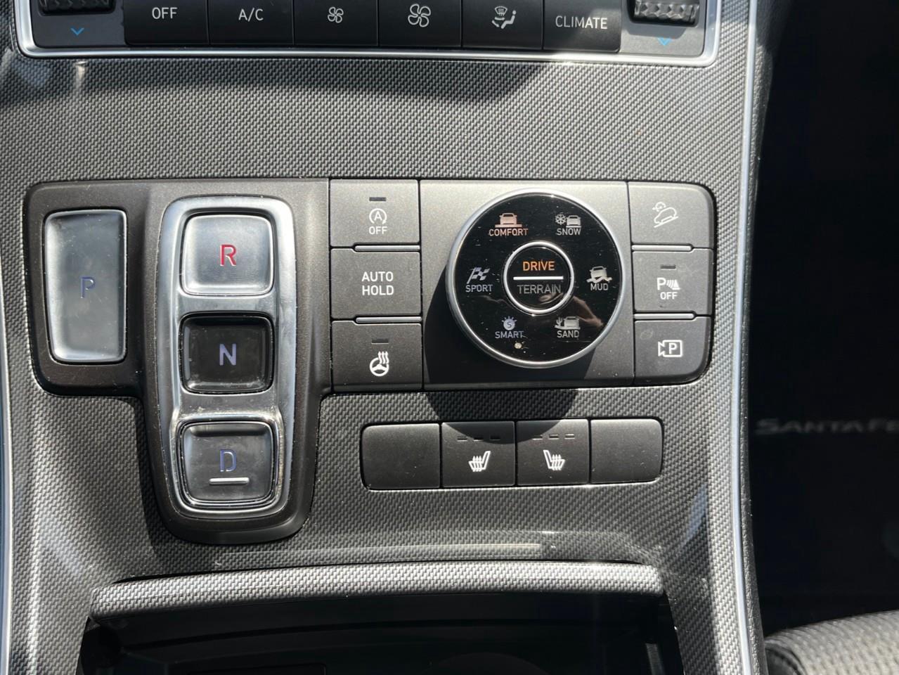 2021 Hyundai Santa Fe PREFERRED LOCAL TRADE Photo