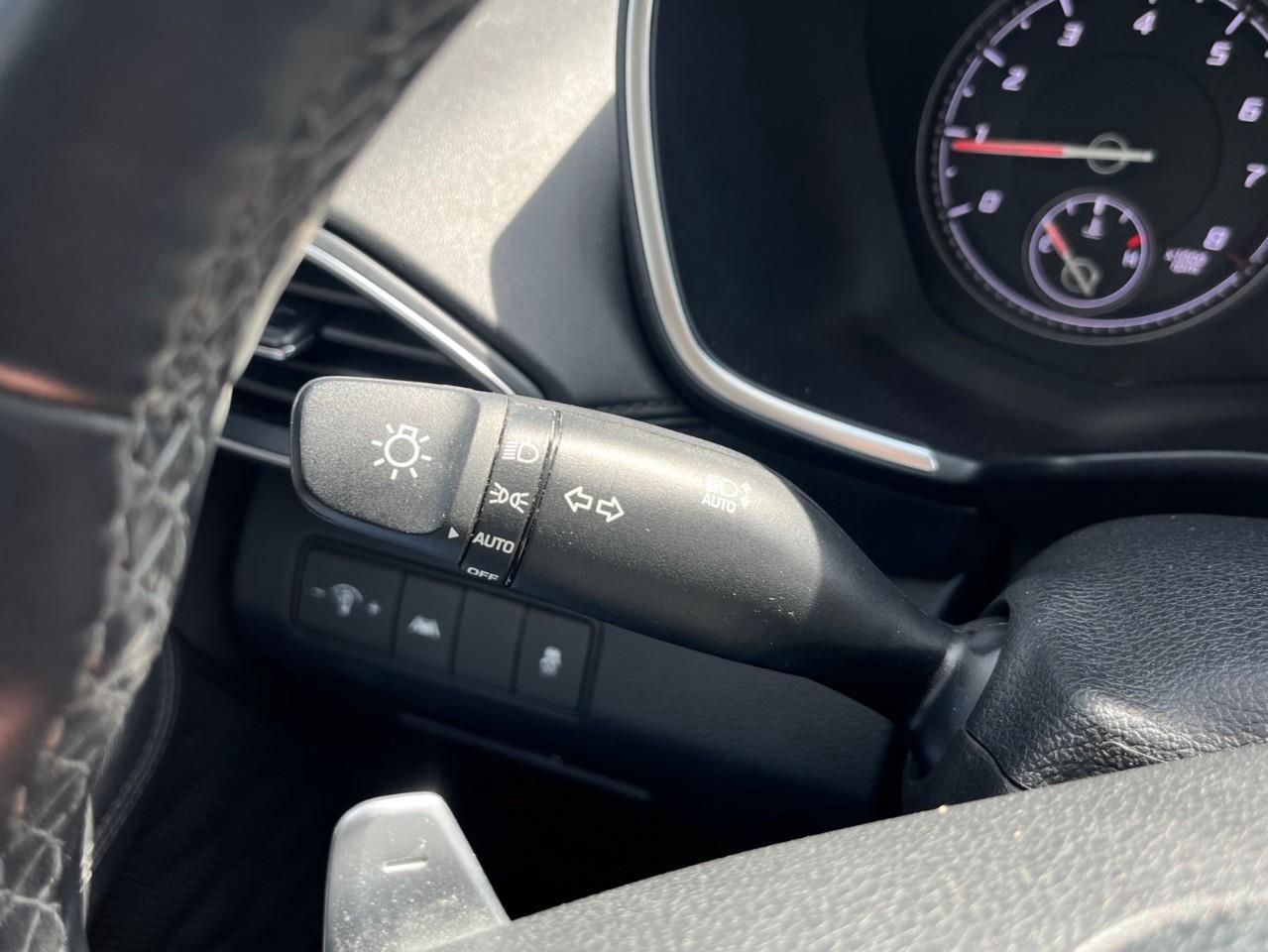 2021 Hyundai Santa Fe PREFERRED LOCAL TRADE Photo