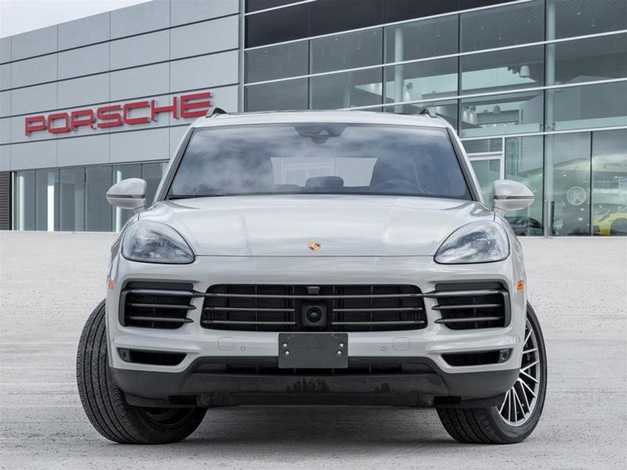 2023 Porsche Cayenne Platinum Edition AWD Premium Pkg Plus Adaptive Cru Photo