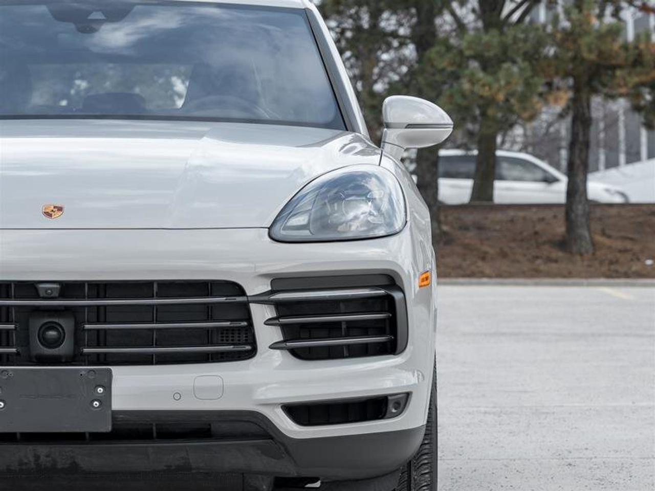 2023 Porsche Cayenne Platinum Edition AWD Premium Pkg Plus Adaptive Cru Photo