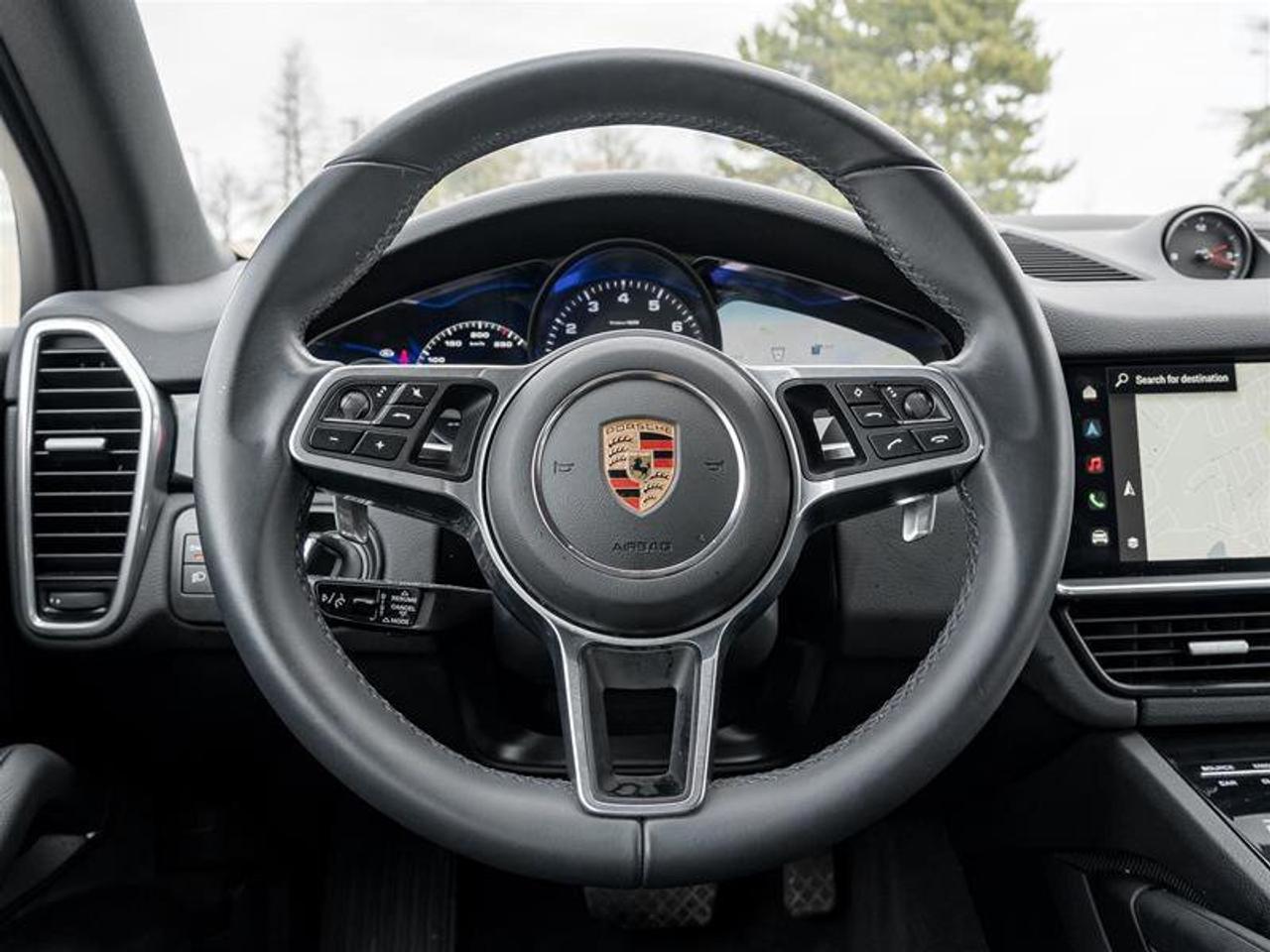 2023 Porsche Cayenne Platinum Edition AWD Premium Pkg Plus Adaptive Cru Photo