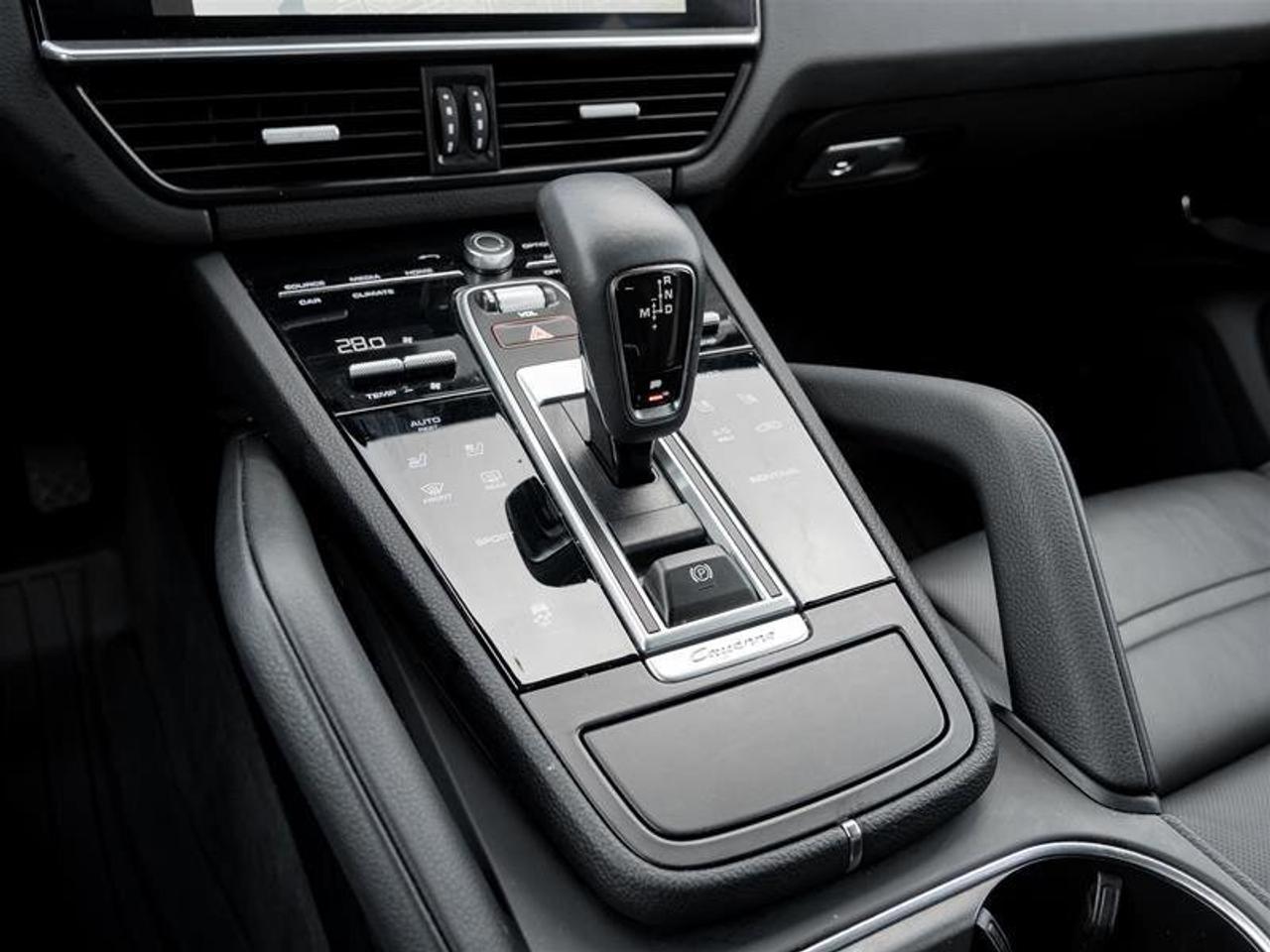 2023 Porsche Cayenne Platinum Edition AWD Premium Pkg Plus Adaptive Cru Photo