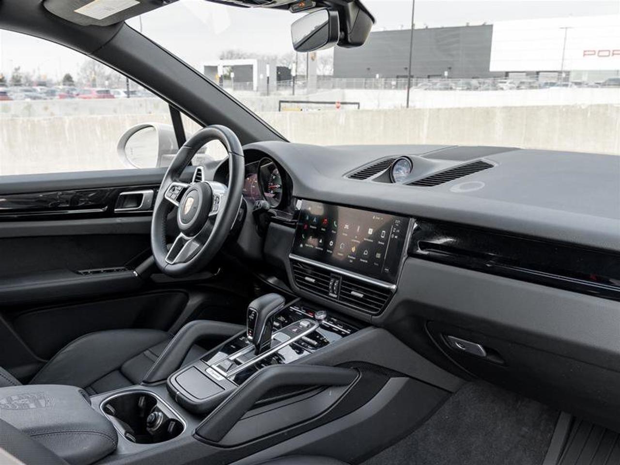 2023 Porsche Cayenne Platinum Edition AWD Premium Pkg Plus Adaptive Cru Photo