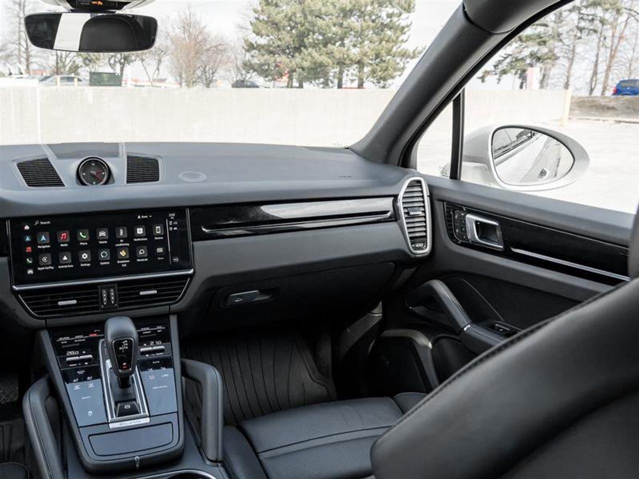 2023 Porsche Cayenne Platinum Edition AWD Premium Pkg Plus Adaptive Cru Photo