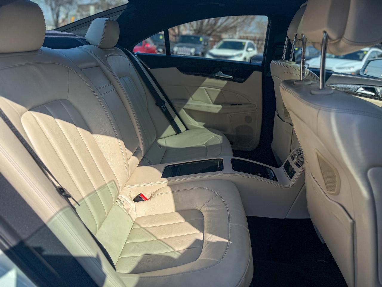 2016 Mercedes-Benz CLS 4dr Sdn CLS 550 Photo