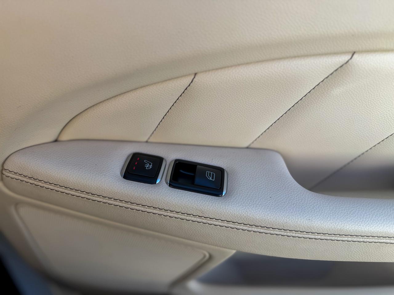 2016 Mercedes-Benz CLS 4dr Sdn CLS 550 Photo