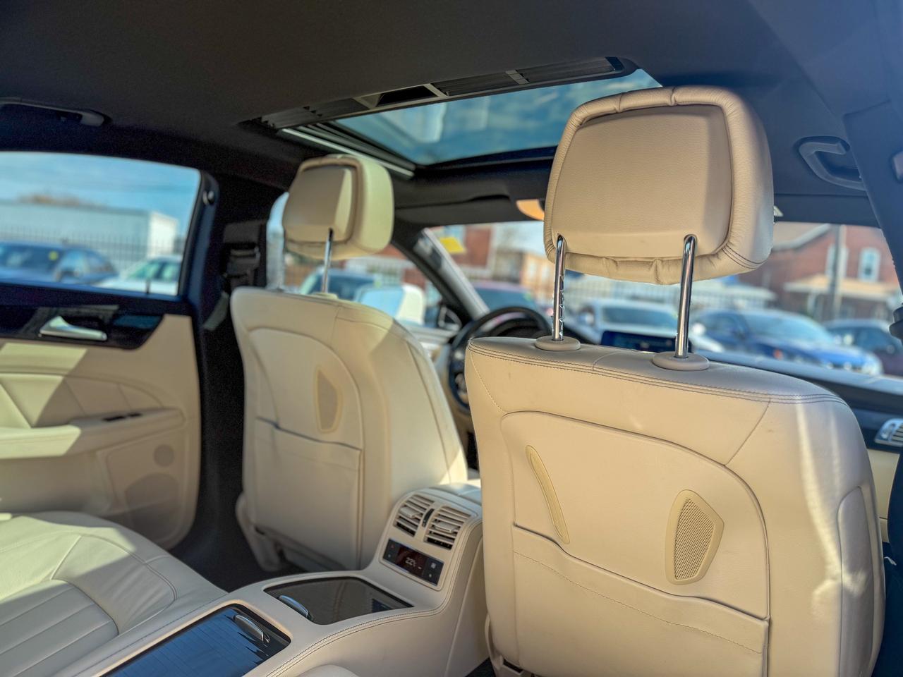 2016 Mercedes-Benz CLS 4dr Sdn CLS 550 Photo