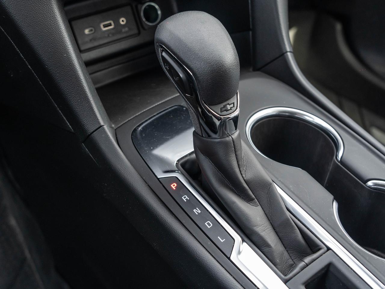 2022 Chevrolet Equinox FWD 4dr LS w-1LS Photo