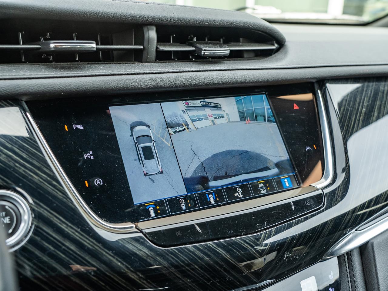 2022 Cadillac XT6 AWD 4dr Premium Luxury Photo