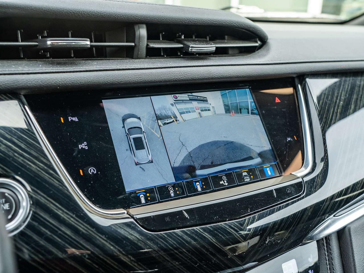 2022 Cadillac XT6 AWD 4dr Premium Luxury Photo