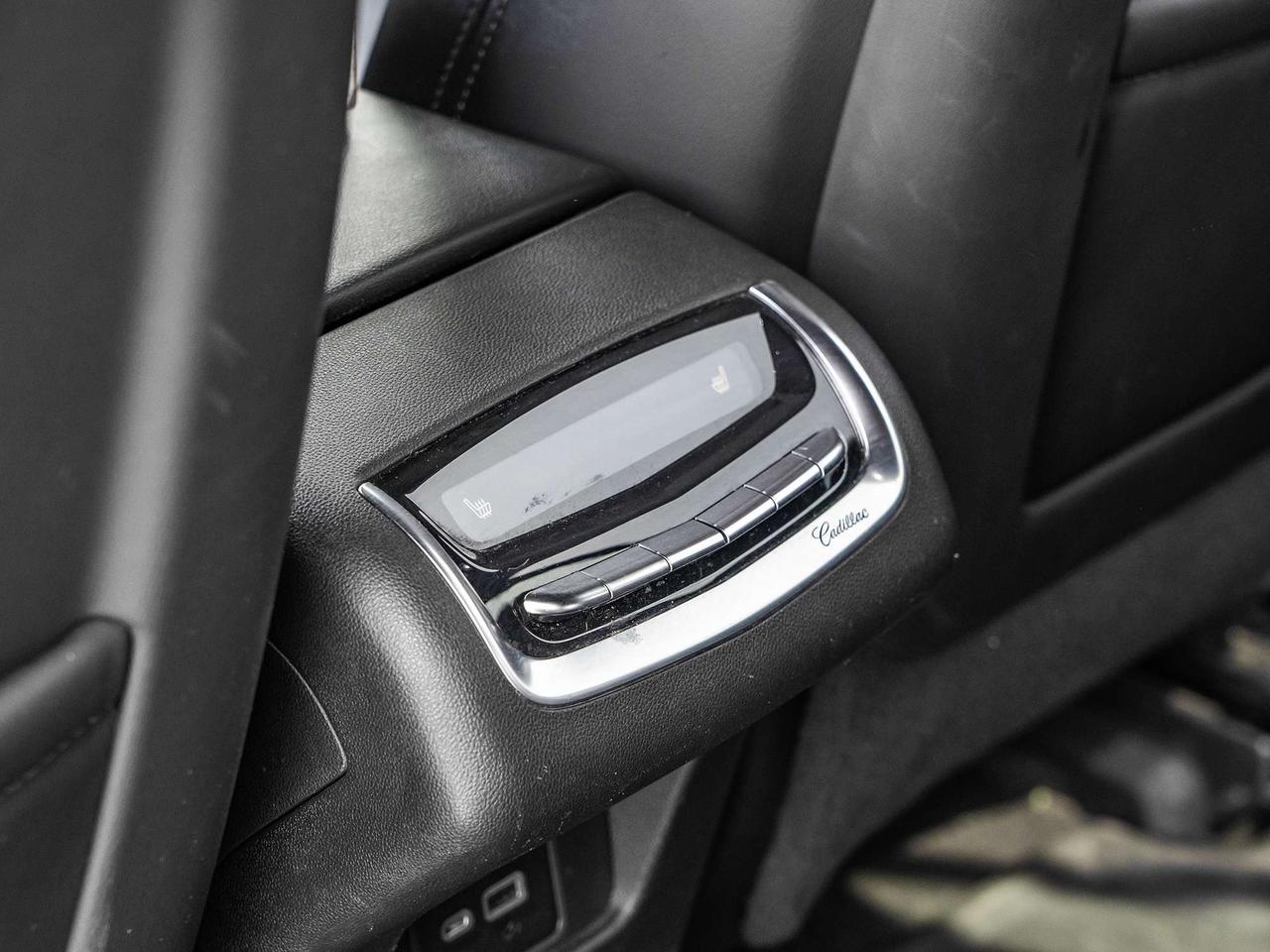 2022 Cadillac XT6 AWD 4dr Premium Luxury Photo